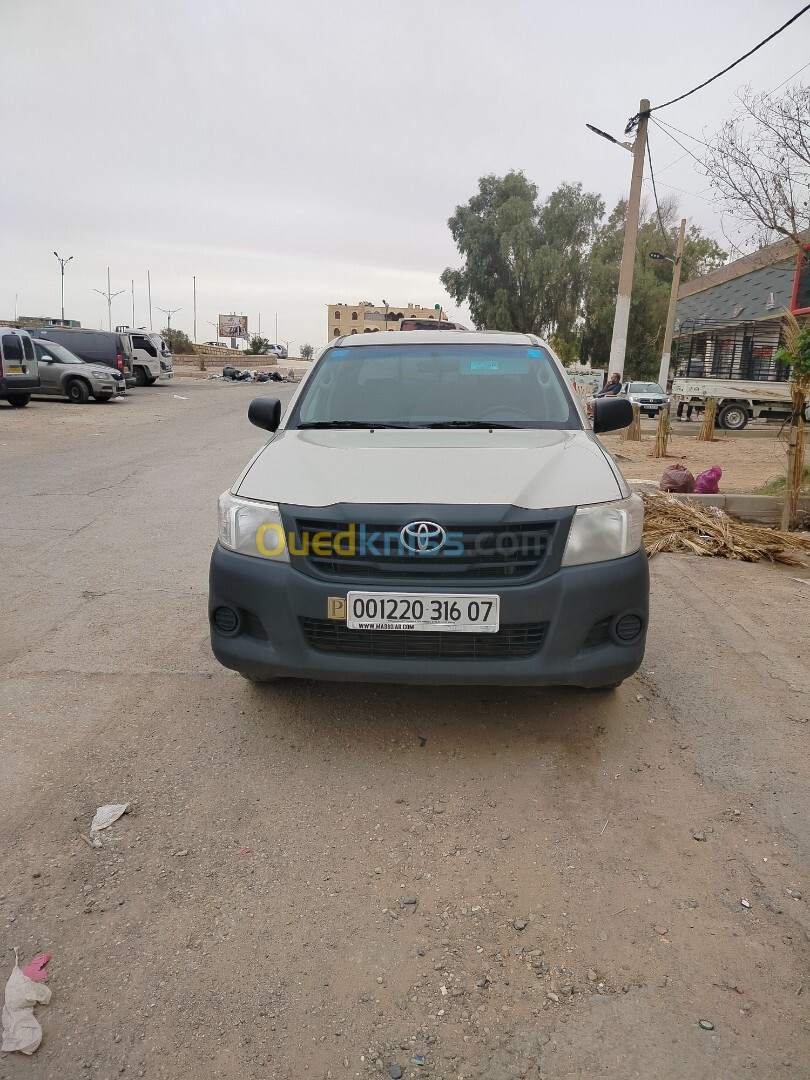 Toyota Hilux 2016 LEGEND DC 4x2