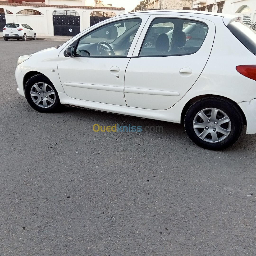 Peugeot 206 Plus 2012 206 Plus