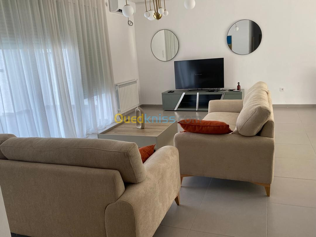 Location Appartement F4 Alger Hydra