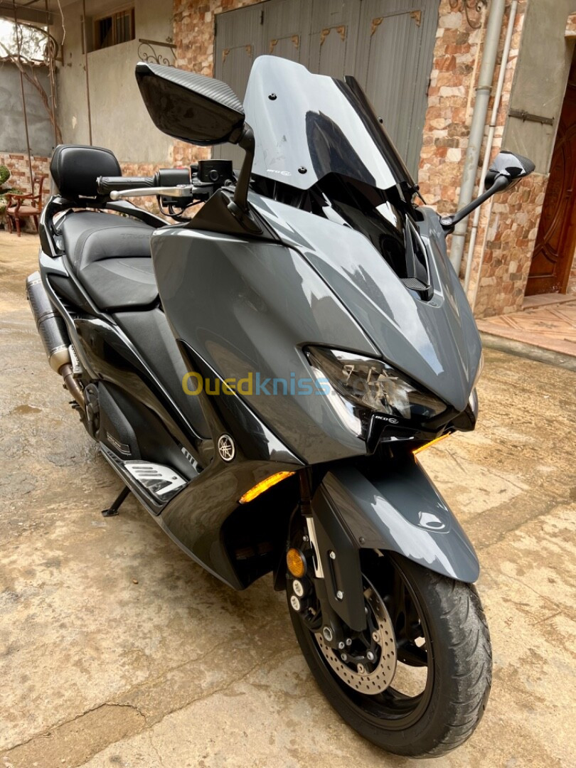 Yamaha Tmax 560 2022