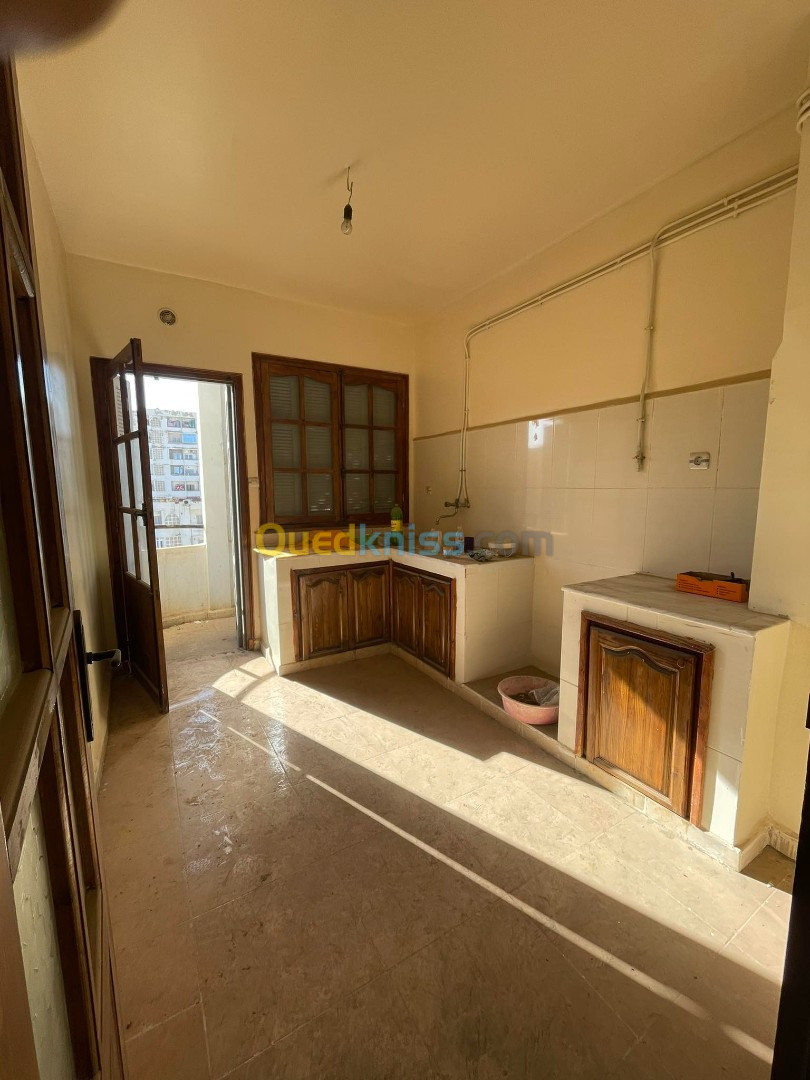 Vente Appartement F4 Alger Bordj el bahri