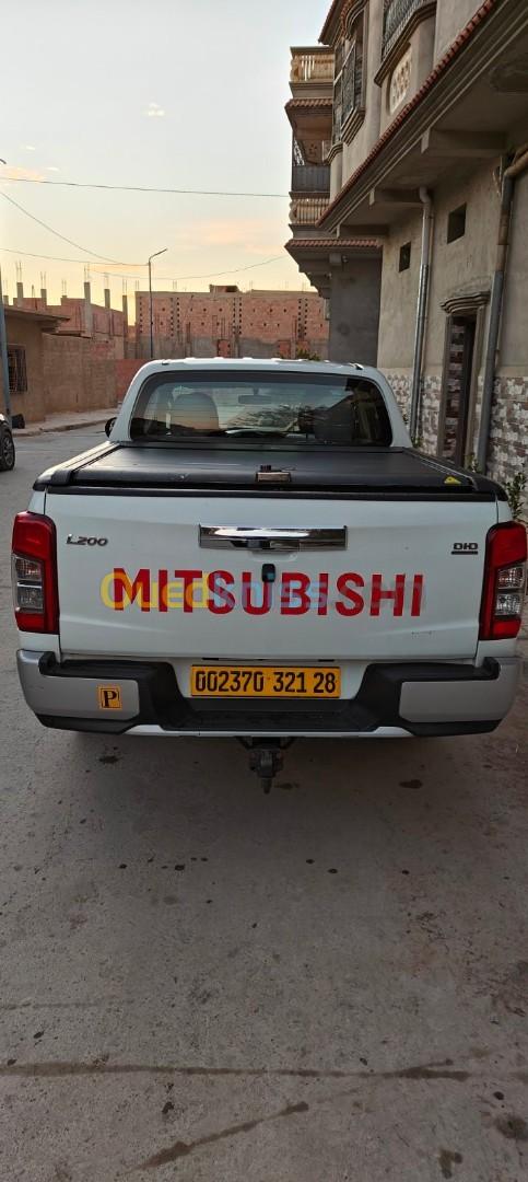 Mitsubishi L200 2021 Doube cabine Evolution