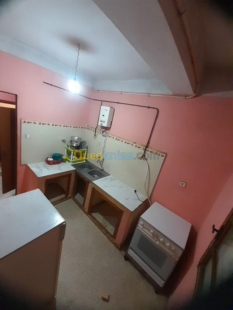 Location vacances Appartement F2 Jijel Taher