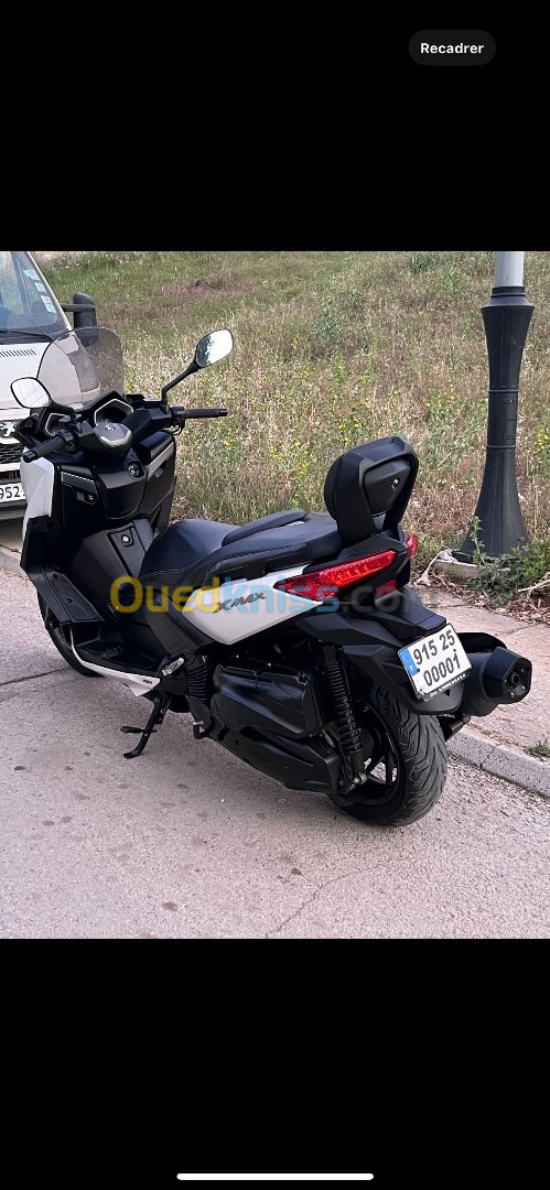 Yamaha Xmax 400 2015