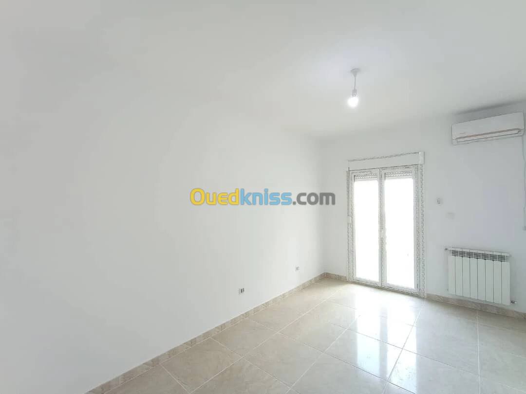 Location Appartement F4 Alger Kouba