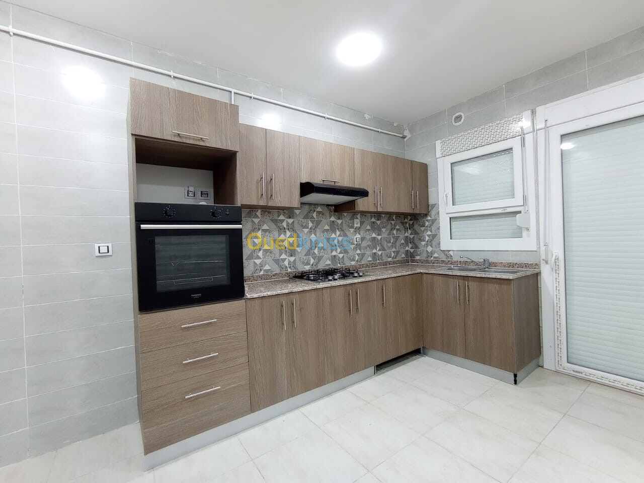 Location Appartement F5 Alger Kouba