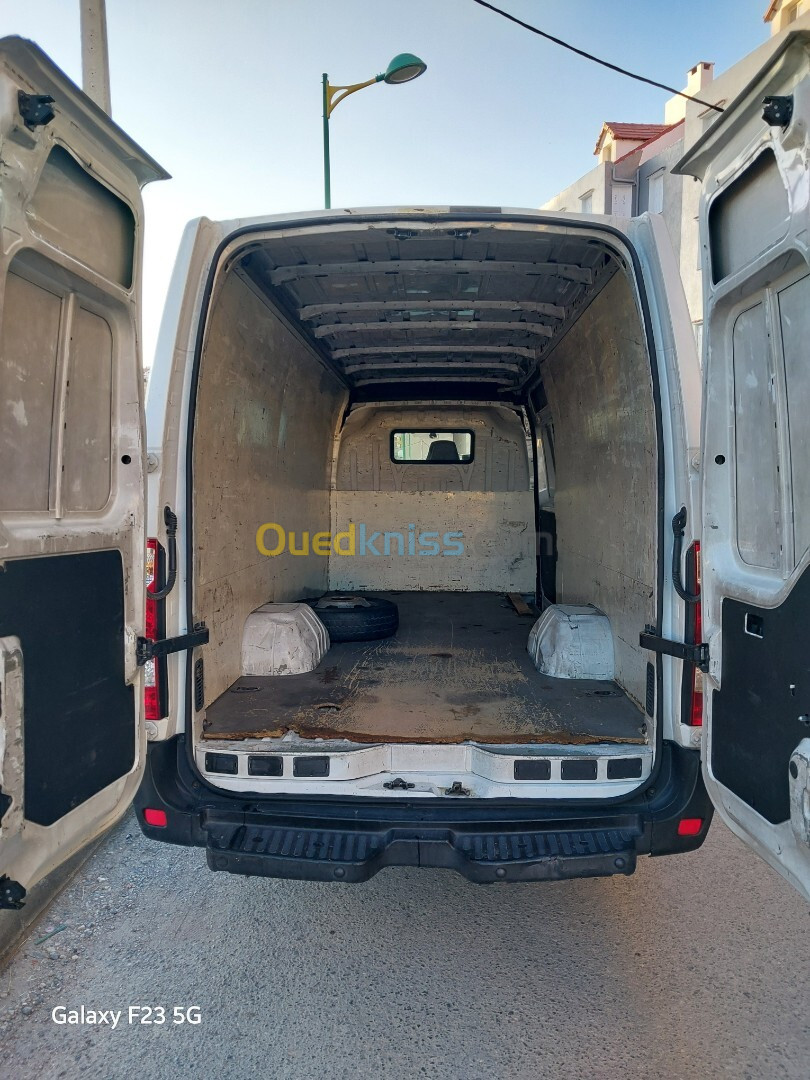 Renault Master3 2013