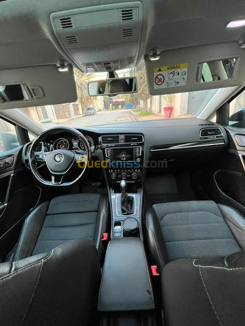 Volkswagen Golf 7 2017 La carat +