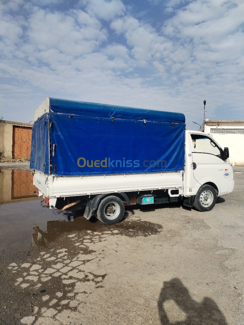 HYUNDAI H 100 H100 2009