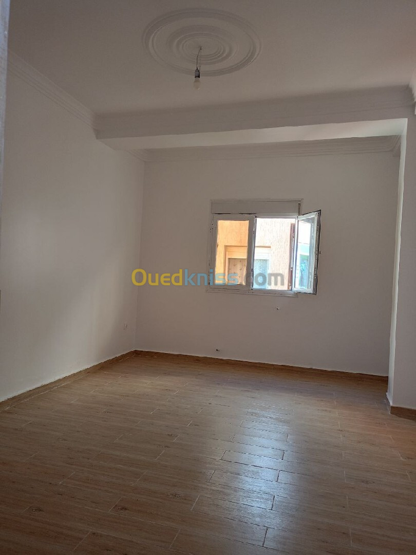 Vente Appartement F3 Alger Bordj el kiffan