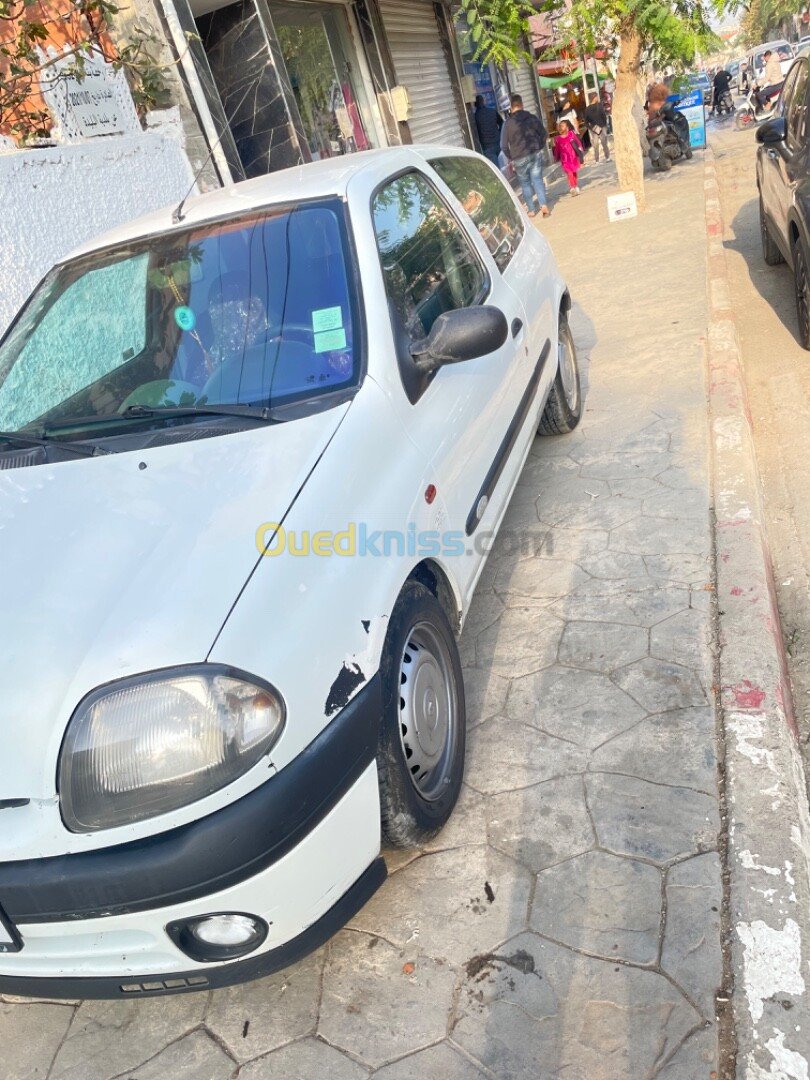 Renault Clio 2 2001 Dabza