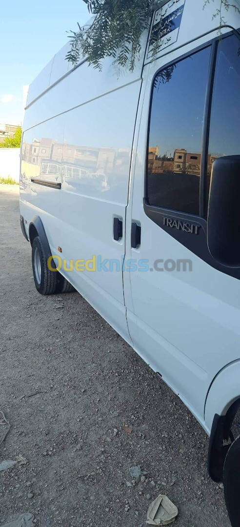 Transit Ford moteur mercedes 2013