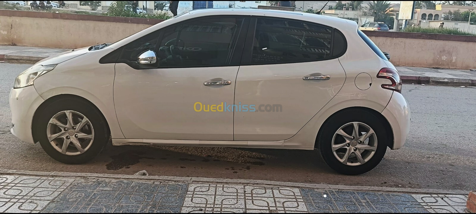 Peugeot 208 2013 Allure