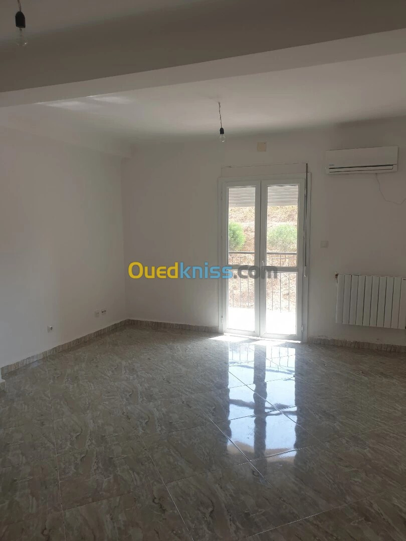 Location Appartement F4 Alger Souidania