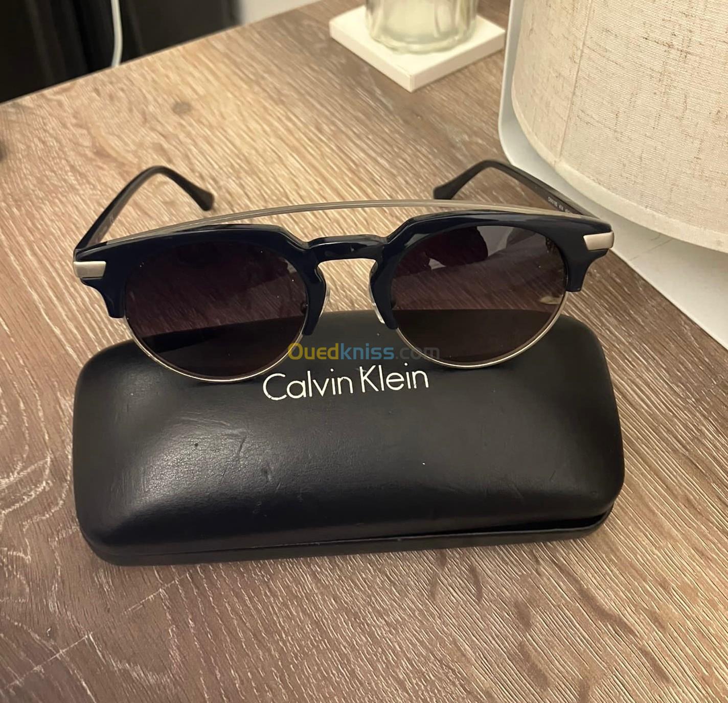 Lunettes de soleil Calvin Klein