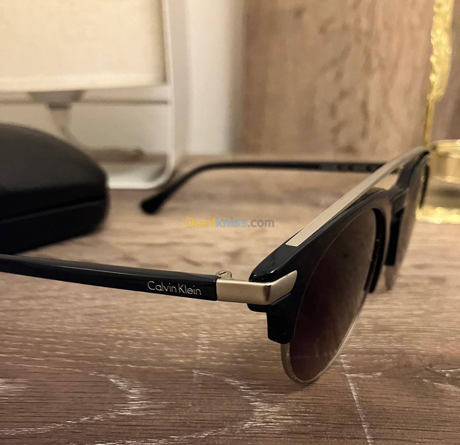 Lunettes de soleil Calvin Klein