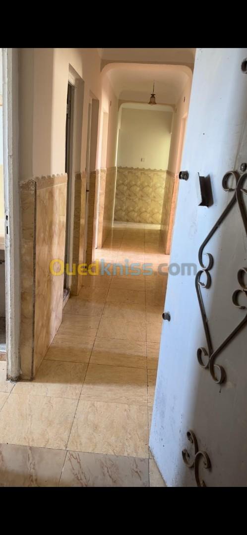 Vente Appartement F5 Mostaganem Sidi lakhdaara