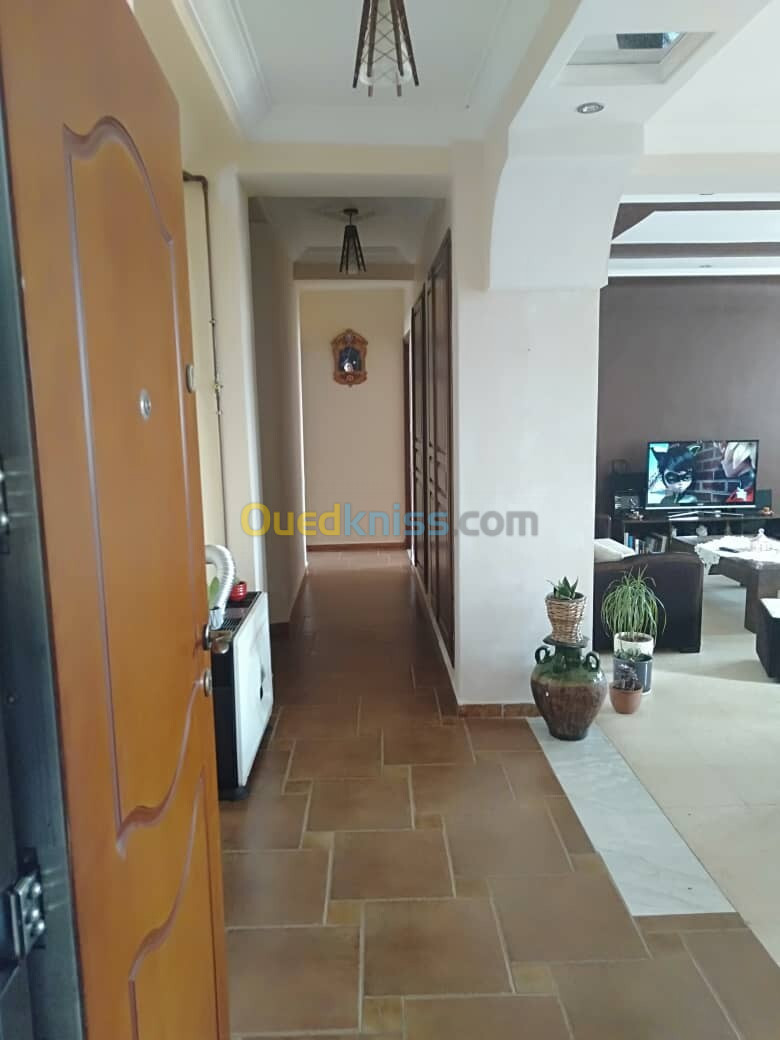 Vente Appartement F03 Tipaza Khemisti