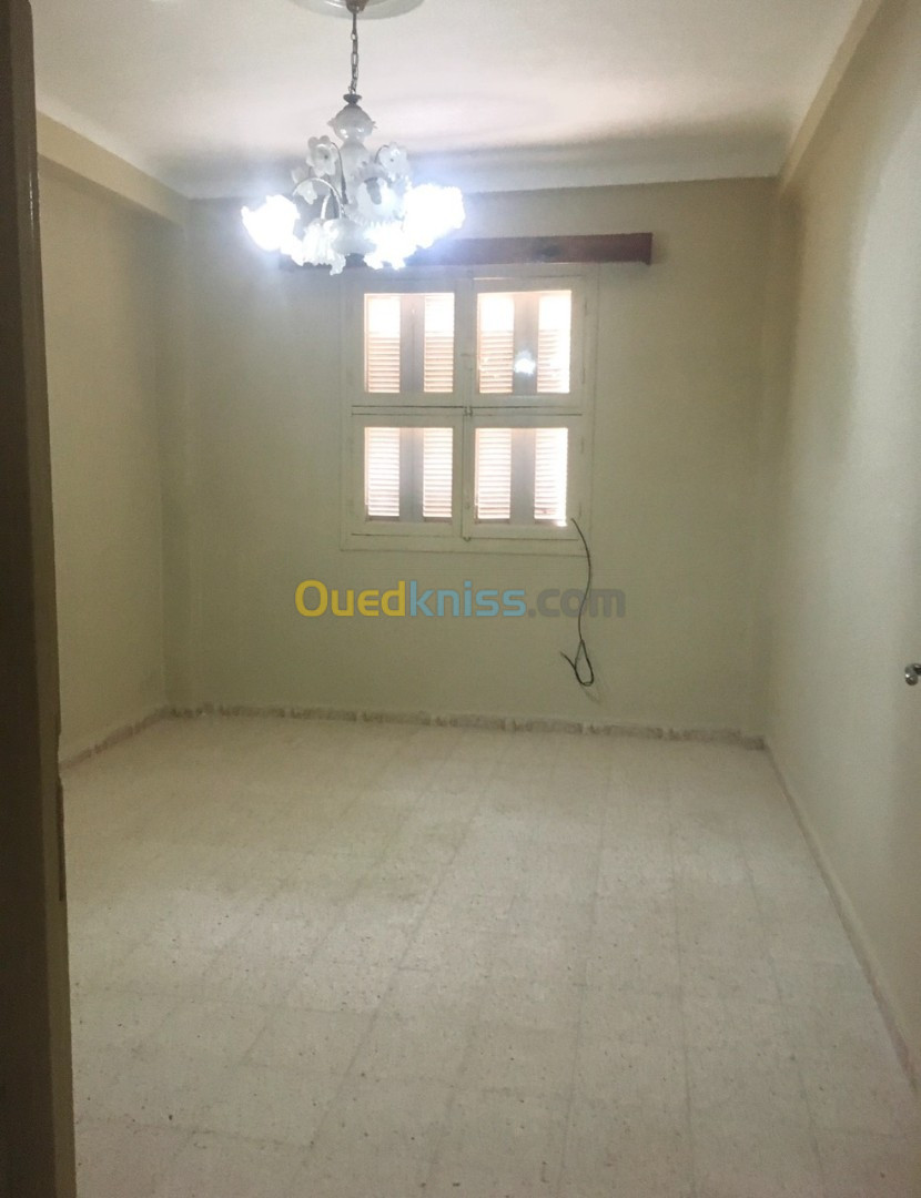 Vente Appartement F04 Tipaza Kolea