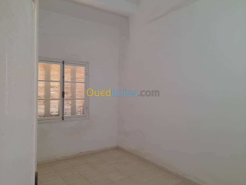 Location Appartement F03 Tipaza Douaouda