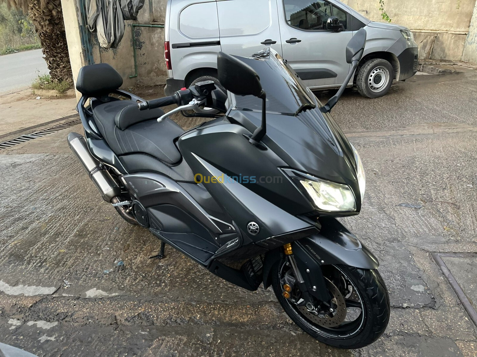 Yamaha Tmax 2016