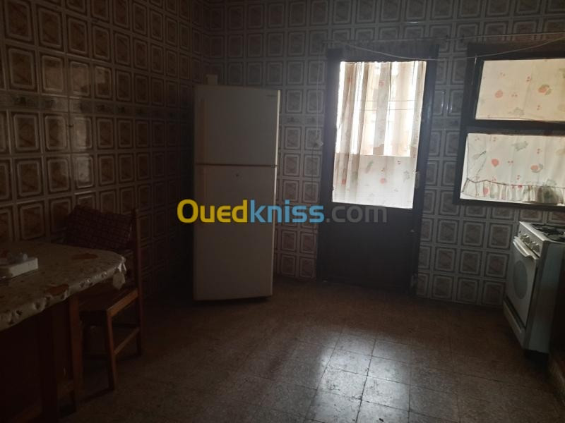 Location vacances Appartement F3 Tipaza Bou ismail