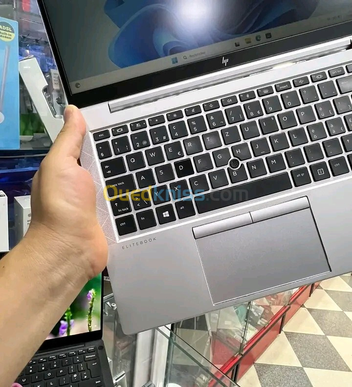 UltraBook HP ELITEBOOK 845 G7