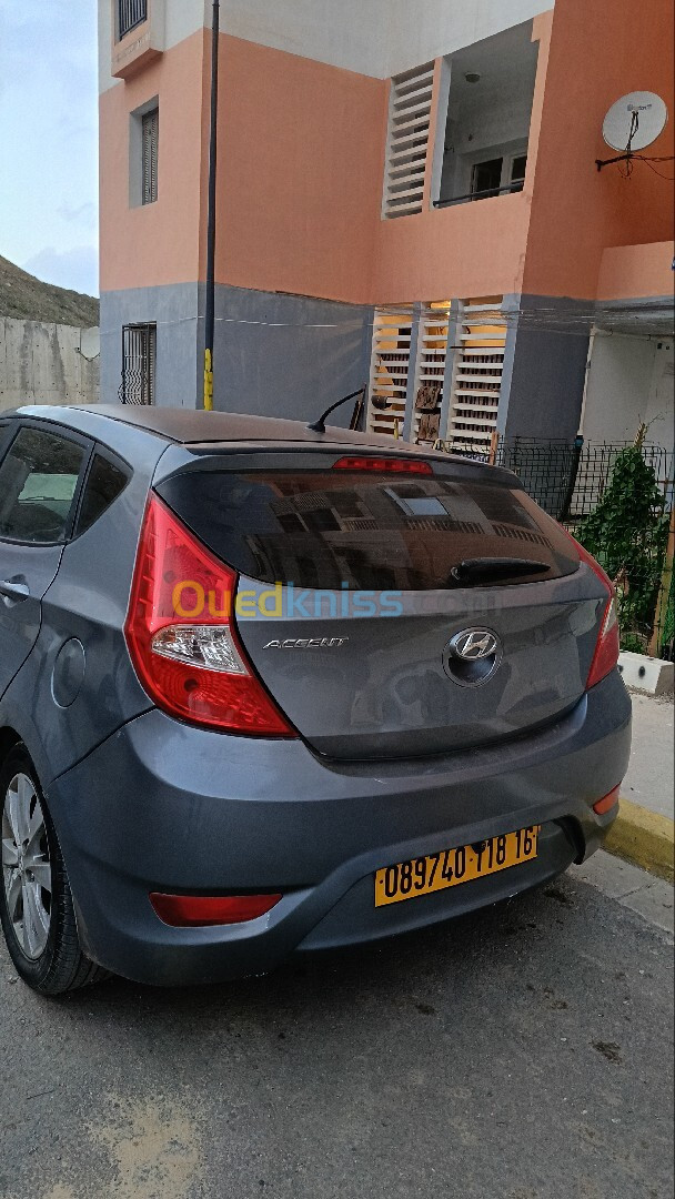 Hyundai Accent RB  4 portes 2018 Accent RB  4 portes