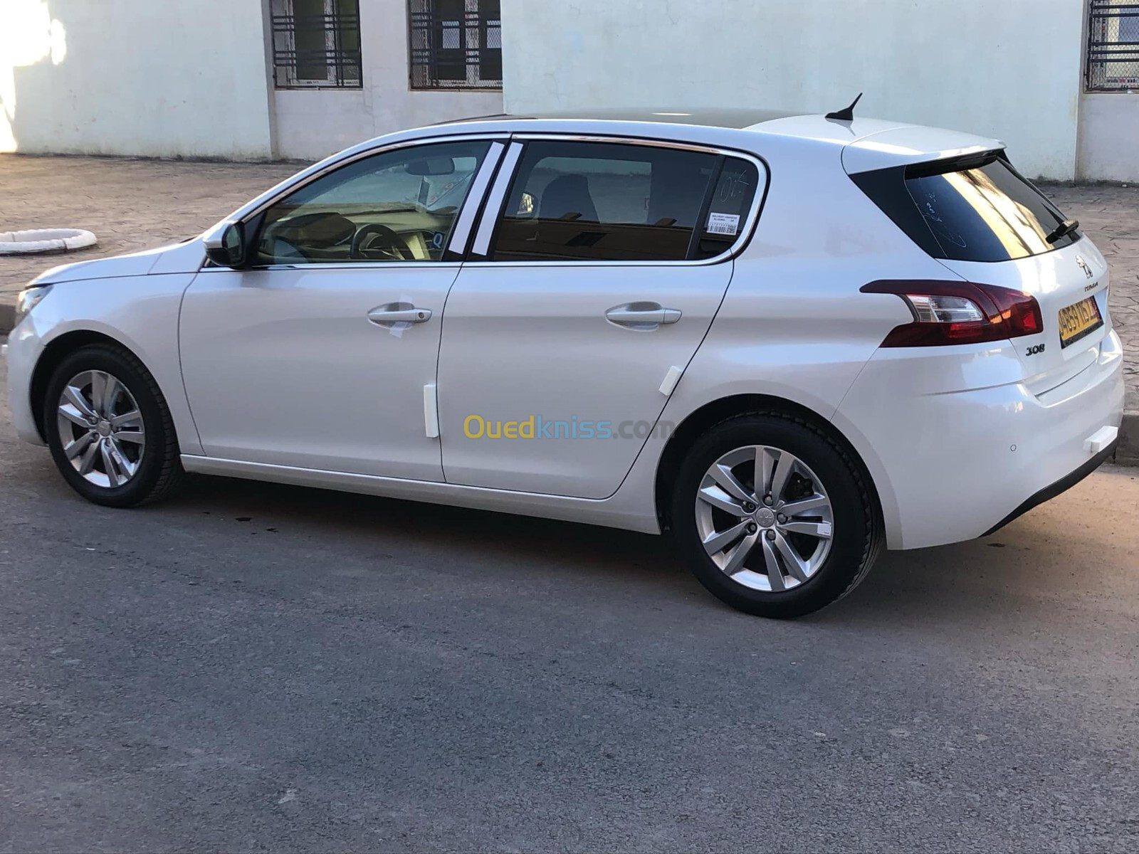 Peugeot 308 2015 active plus