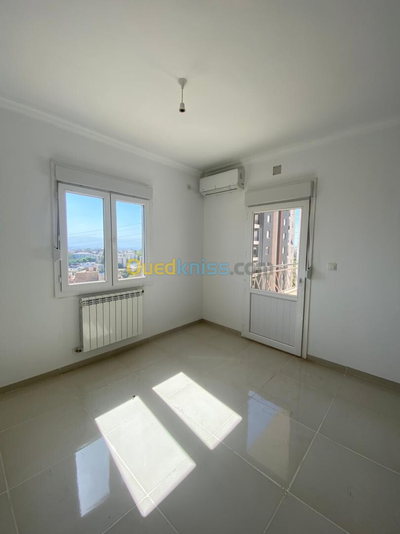 Location Appartement F5 Alger Kouba