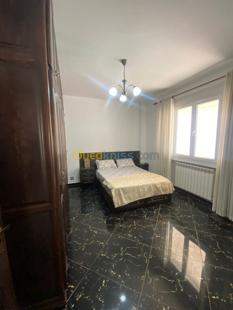 Location Appartement F2 Alger Hydra