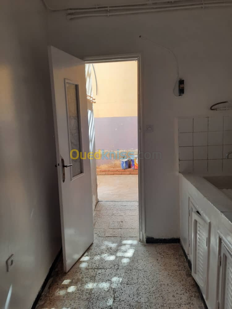 Location bien immobilier Ouargla Hassi messaoud