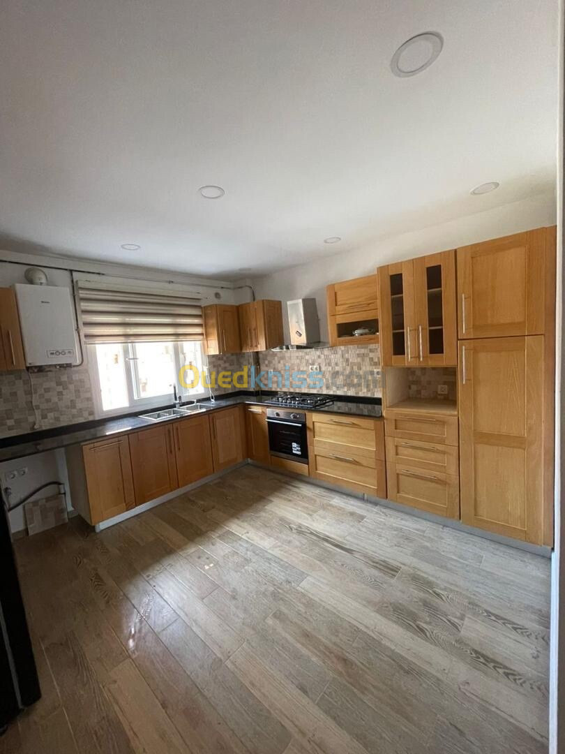 Location Appartement F4 Alger Bordj el kiffan