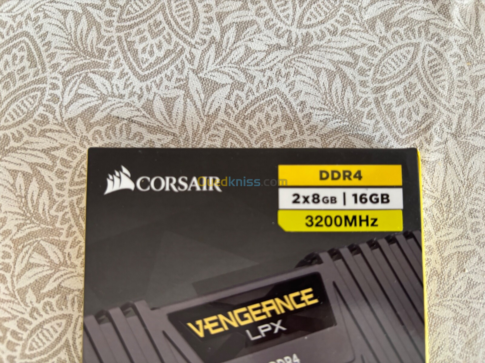 RAM CORSAIR VENGENCE LPX 16GB (2x8GB)