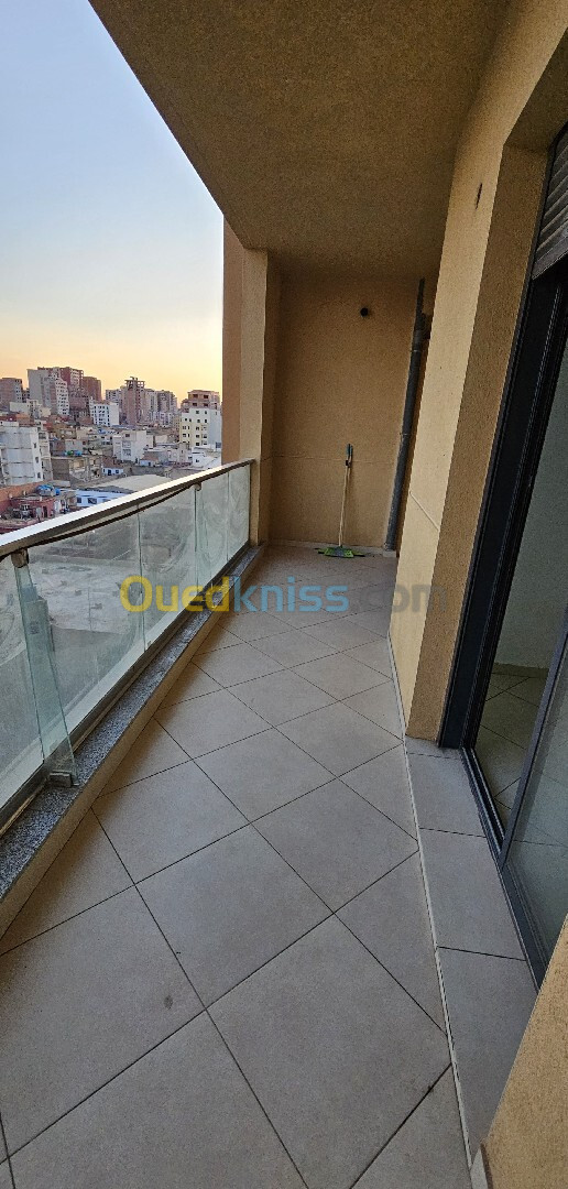 Location Appartement F5 Oran Bir el djir