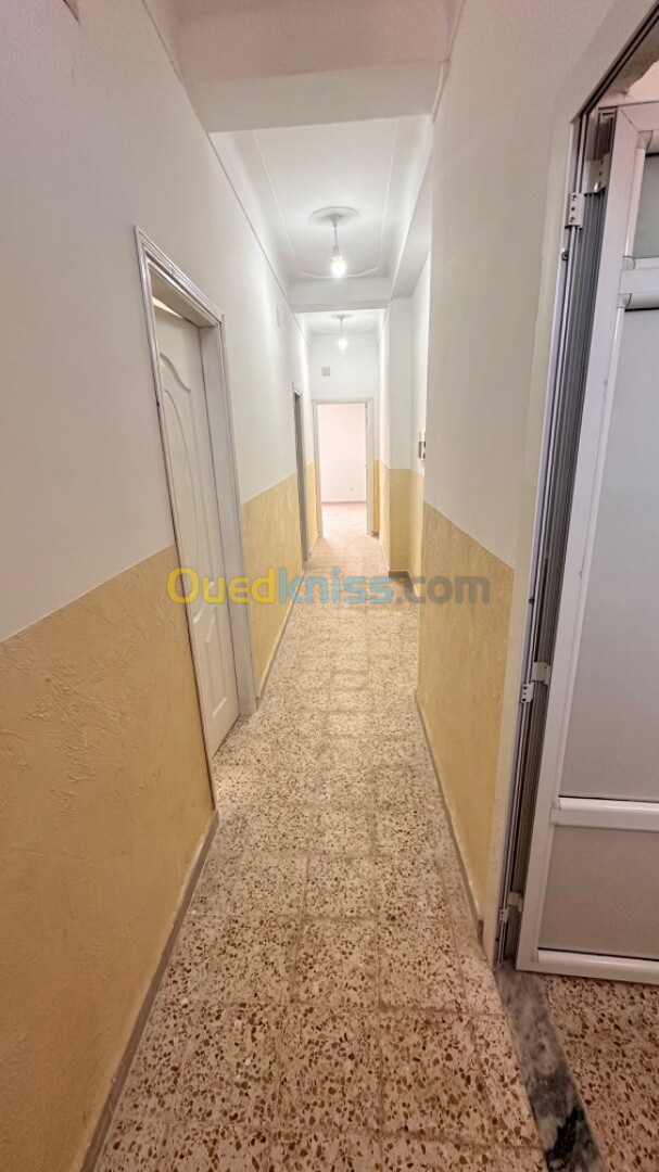 Location Appartement F3 Tipaza Bourkika