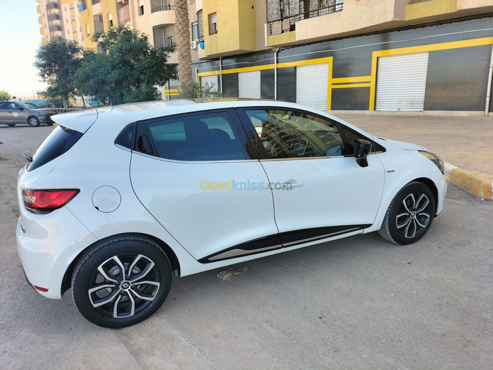 Renault Clio 4 2019 Limited 2