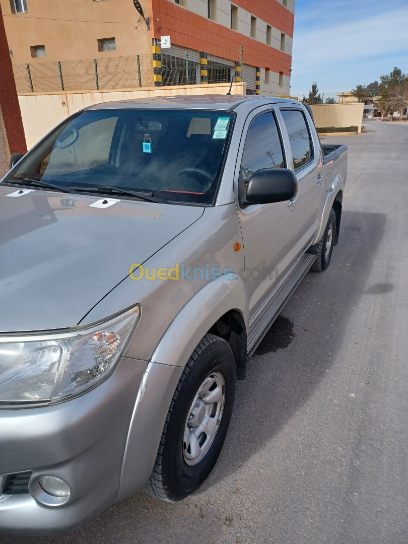 Toyota Hilux 2013 