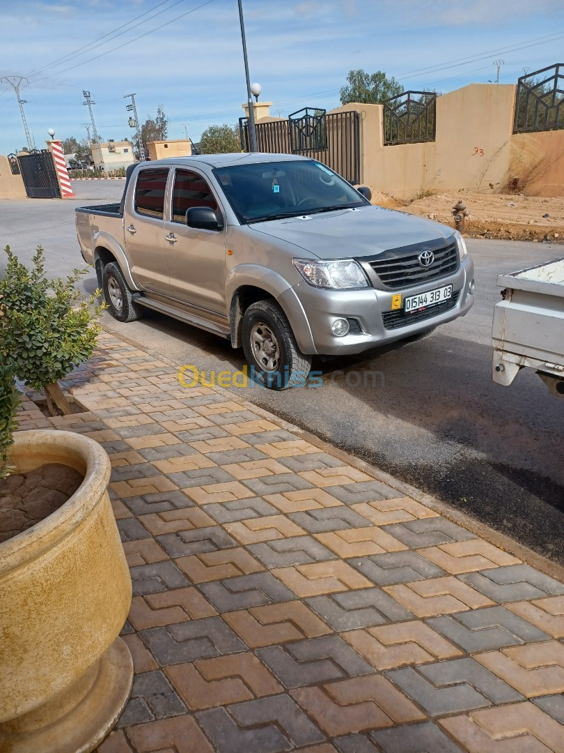 Toyota Hilux 2013 