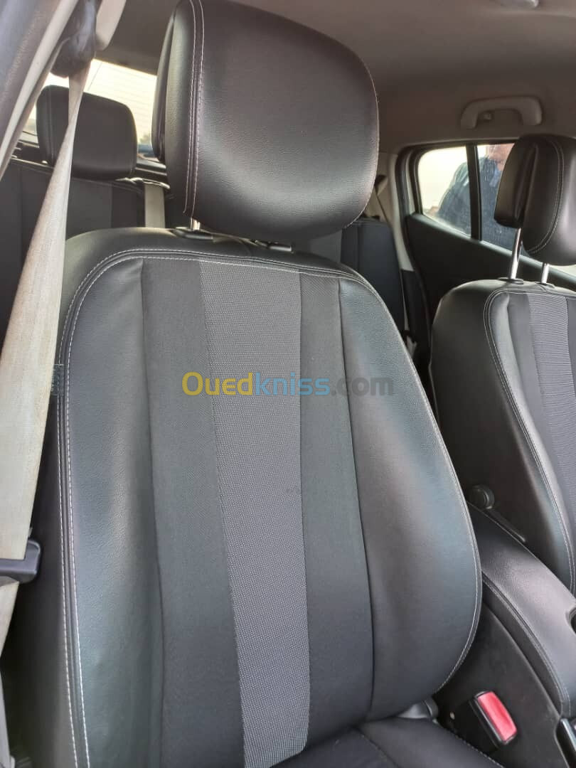 Renault Megane 3 2013 Bosse