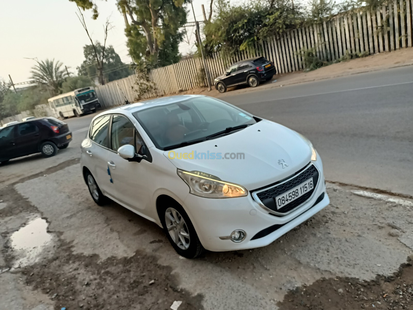 Peugeot 208 2015 Active