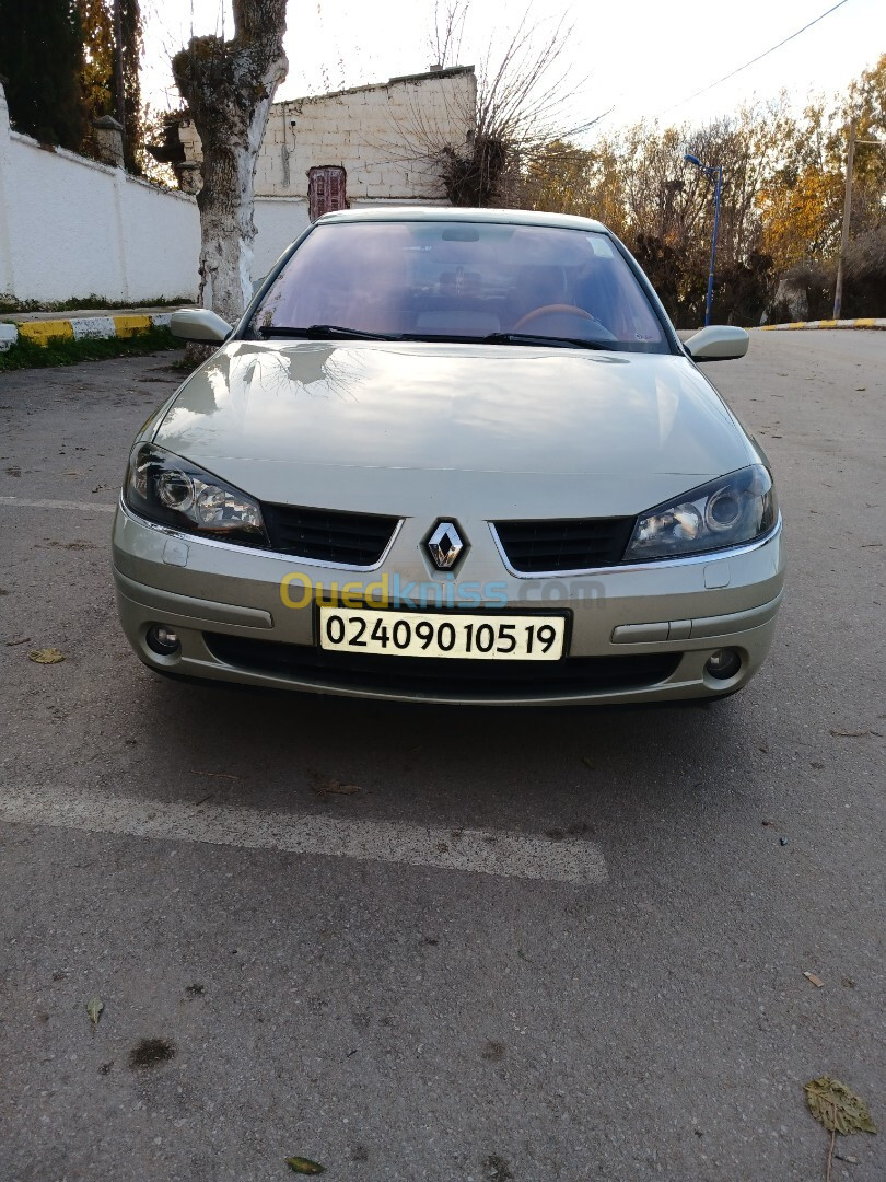 Renault Laguna 2 2005 Initial