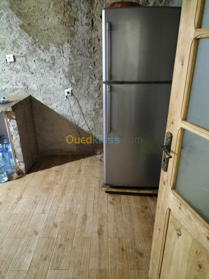 Location Niveau De Villa F2 Tipaza Gouraya