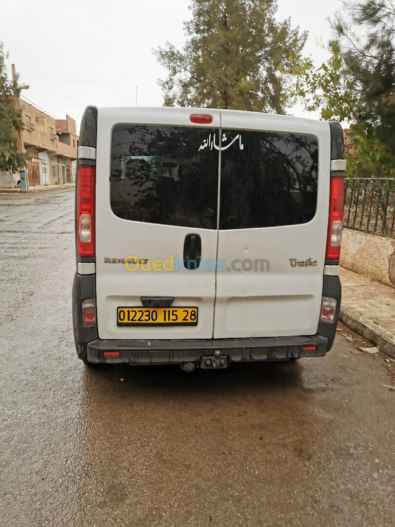 Renault trafic 2015 