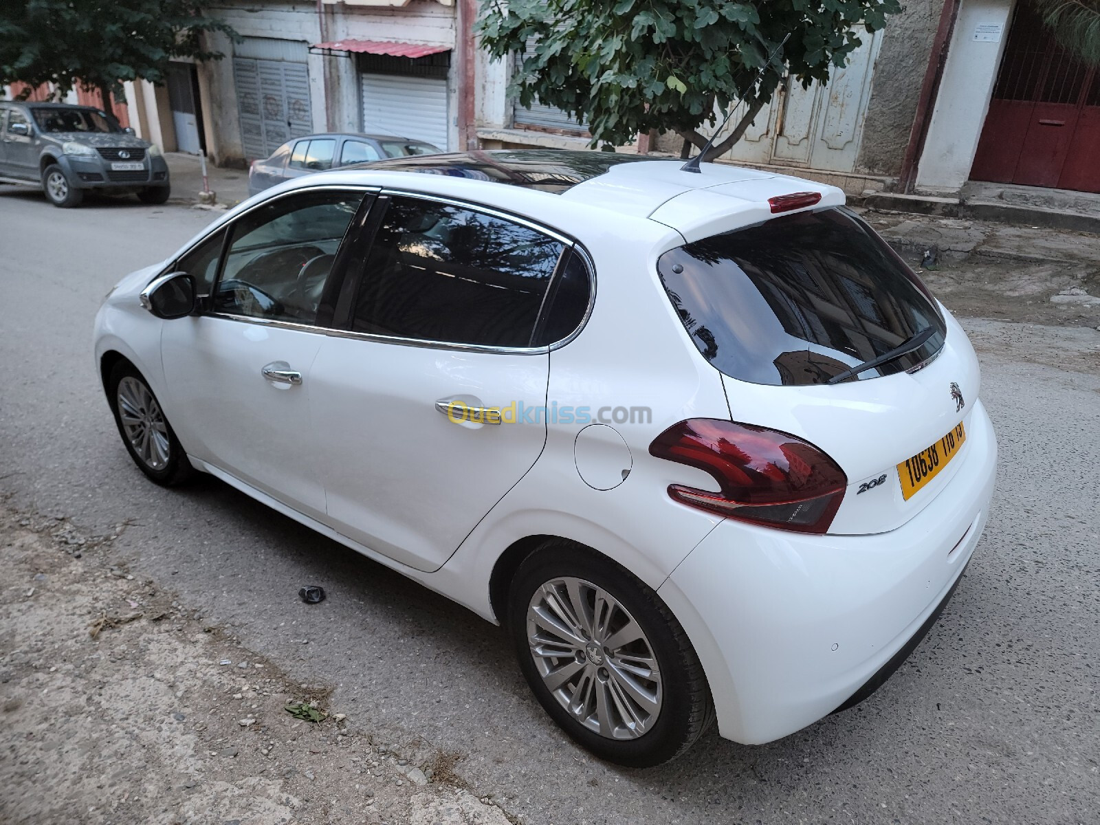 Peugeot 208 2016 Allure Facelift