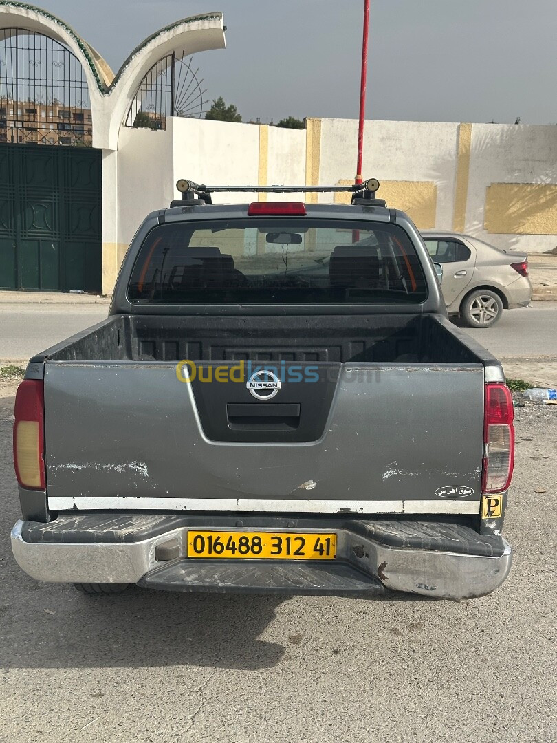 Nissan Navara 2012 Elegance 4x2