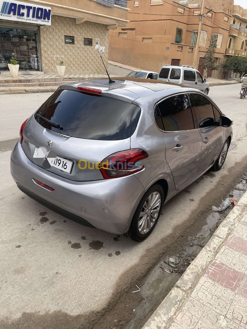 Peugeot 208 2019 Allure Facelift