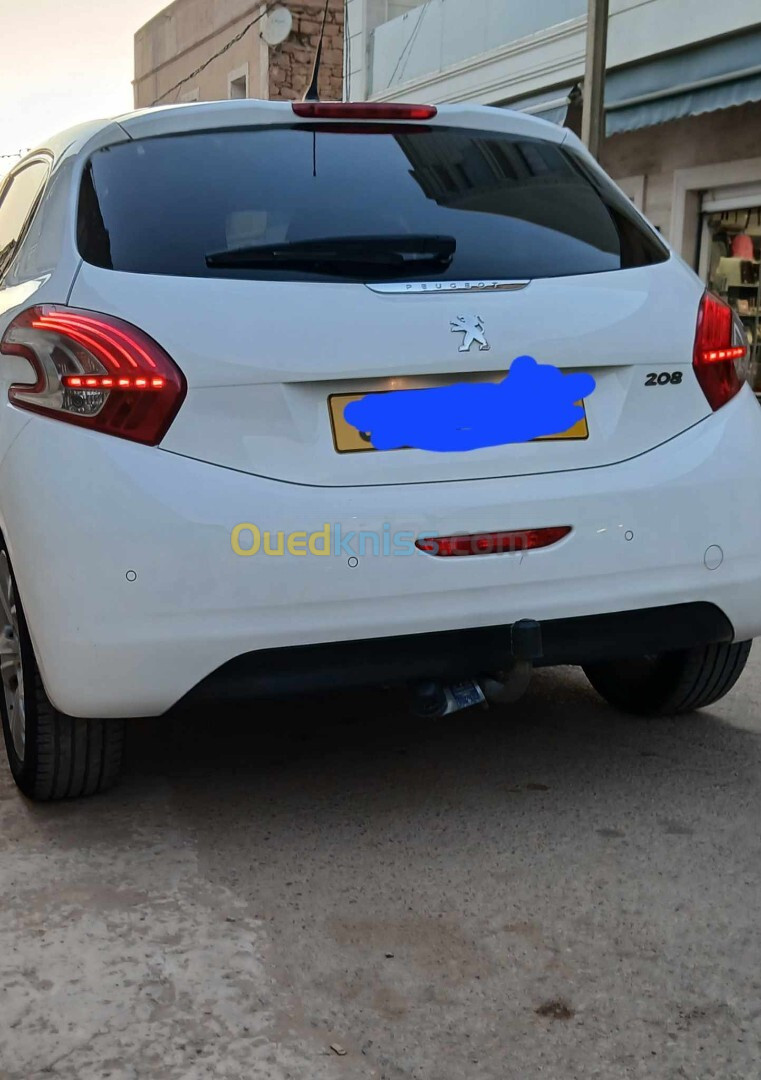 Peugeot 208 2013 