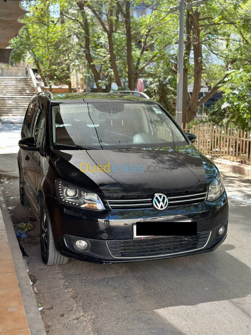 Volkswagen Touran 2011 Life