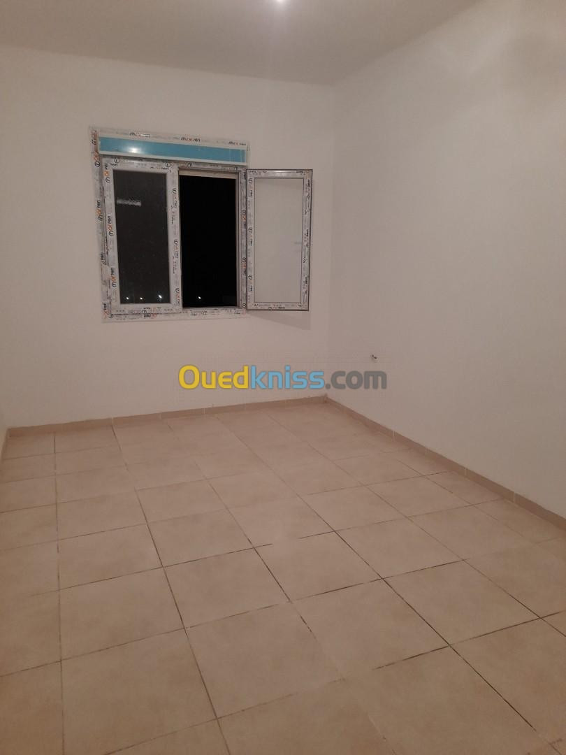 Location Appartement F4 Tipaza Fouka